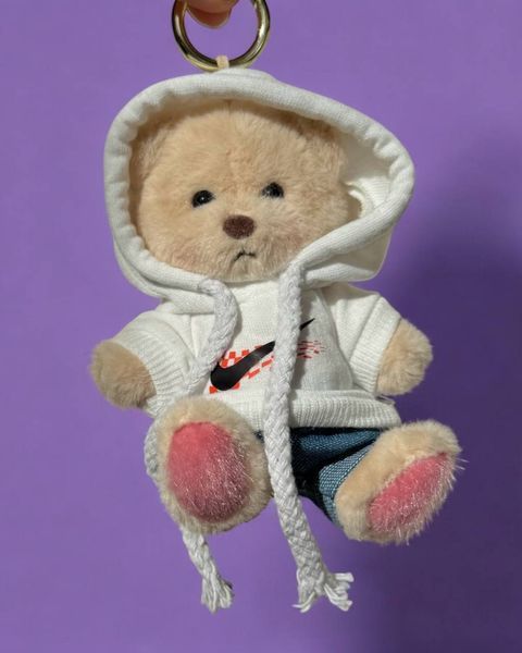 Брелок HuggyBear в одязі - Худі Nike та джинси BR0003 фото