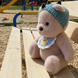 В&rsquo;язаний комплект аксесуарів для HuggyBear - нагрудник та чепчик 0082 фото 3